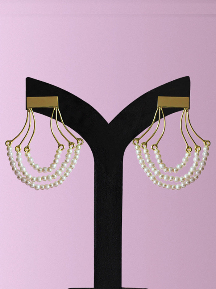 Gold Bar & Pearl Earrings - Tipsyfly